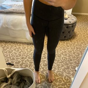 Never Worn! Charcoal Gray Wunder Under High-Rise